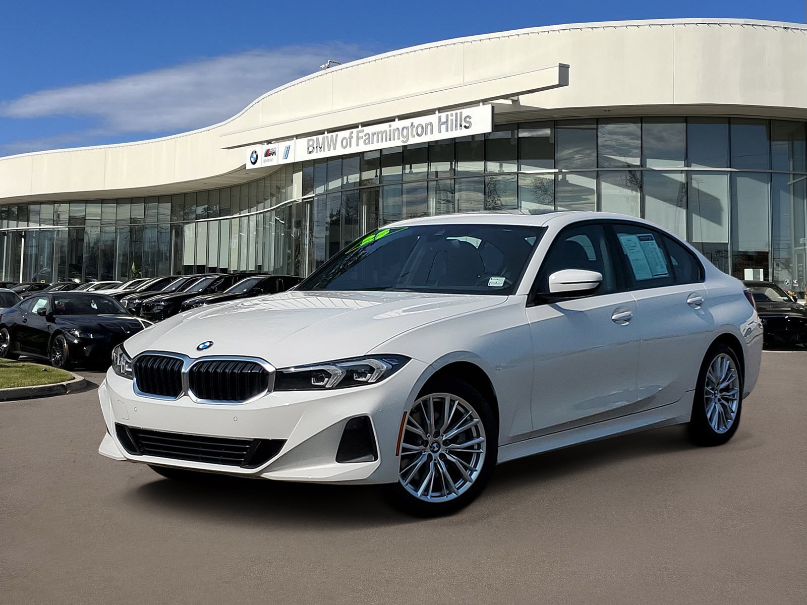 Used 2023 BMW 330i xDrive Sedan w/ Driving Assistance Package AWD/4WD image 1