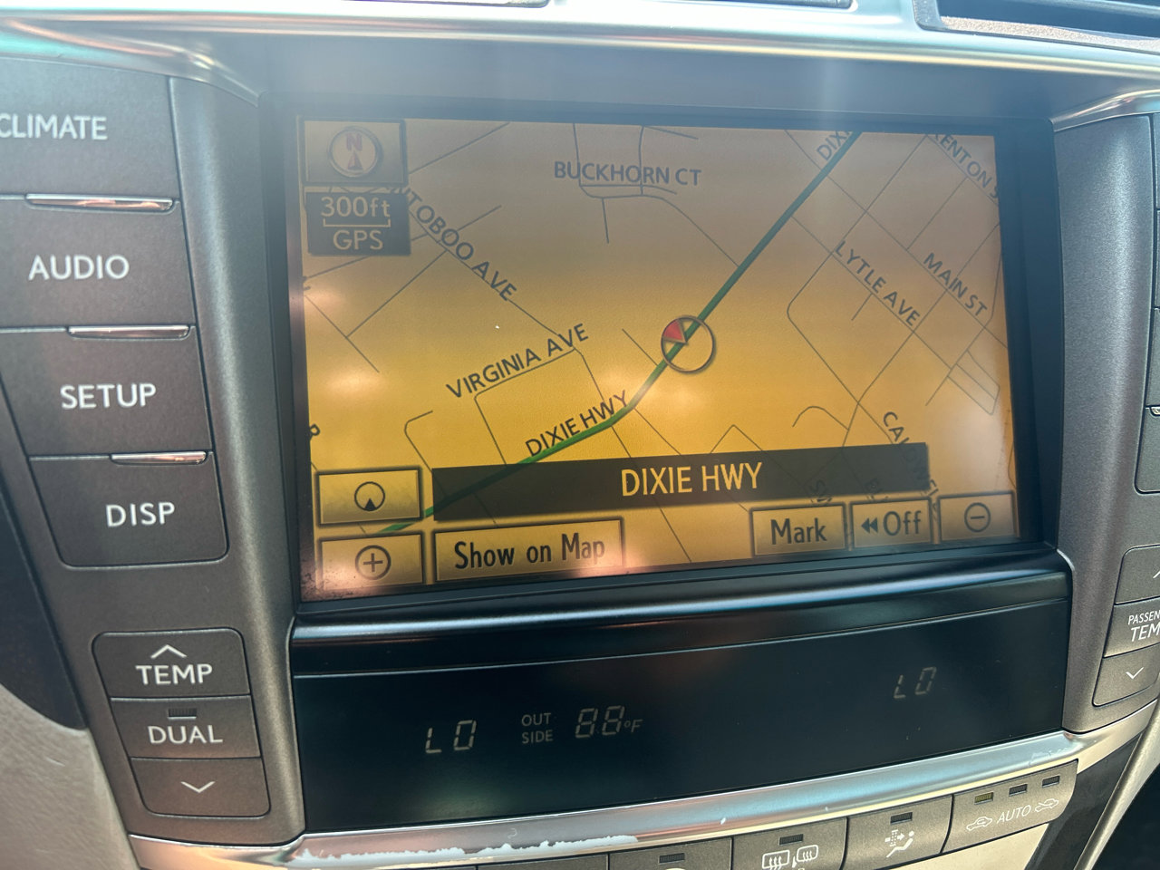 Used 2011 Lexus LS 460 w/ Comfort Pkg image 17