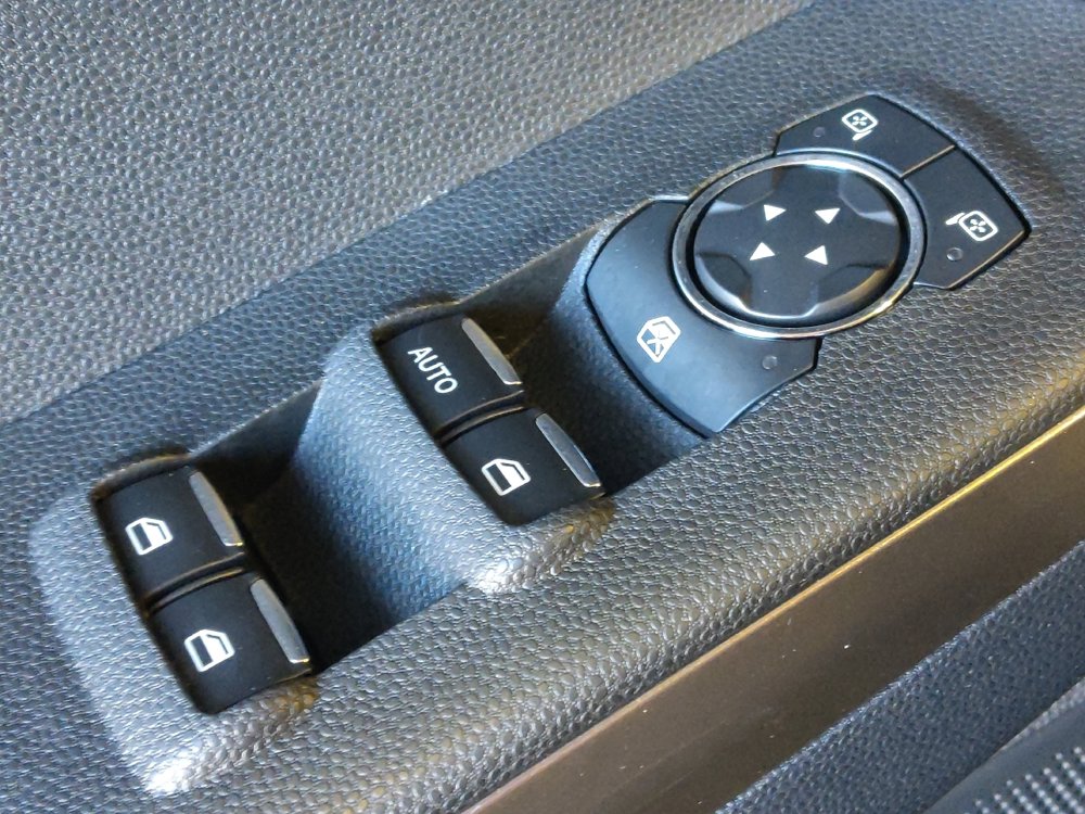 Used 2019 Ford EcoSport SE w/ SE Convenience Package FWD image 27