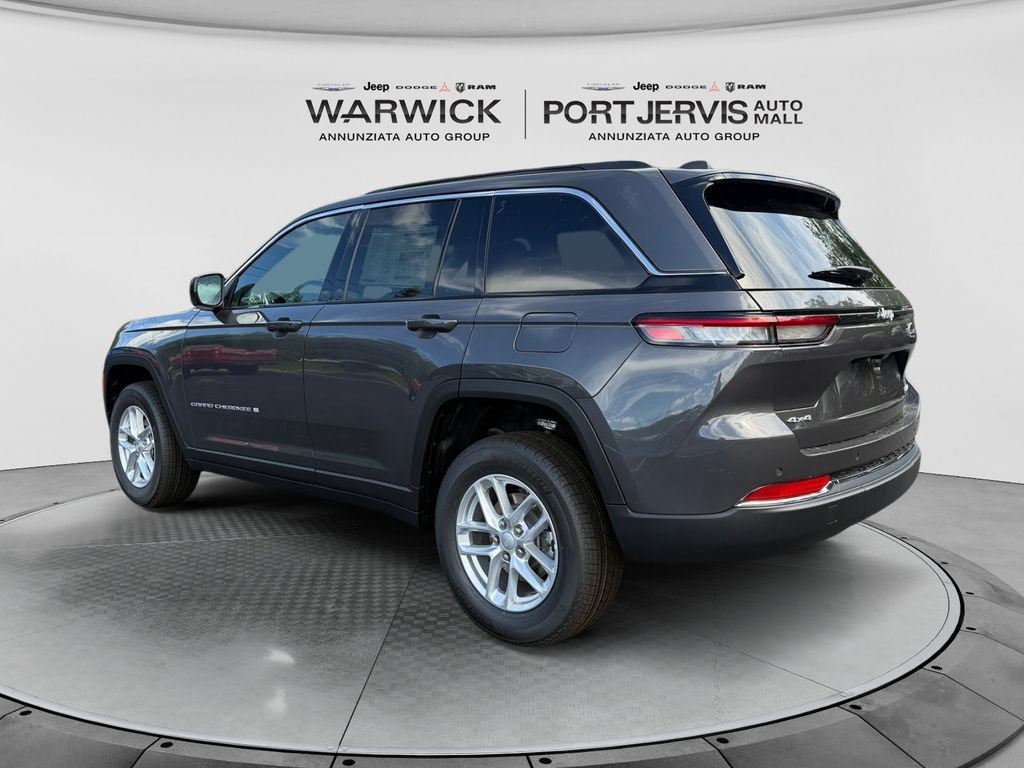 New 2026 Jeep Grand Cherokee Laredo X AWD/4WD image 3