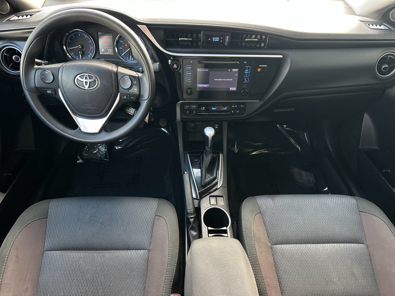 Used 2017 Toyota Corolla LE FWD image 12