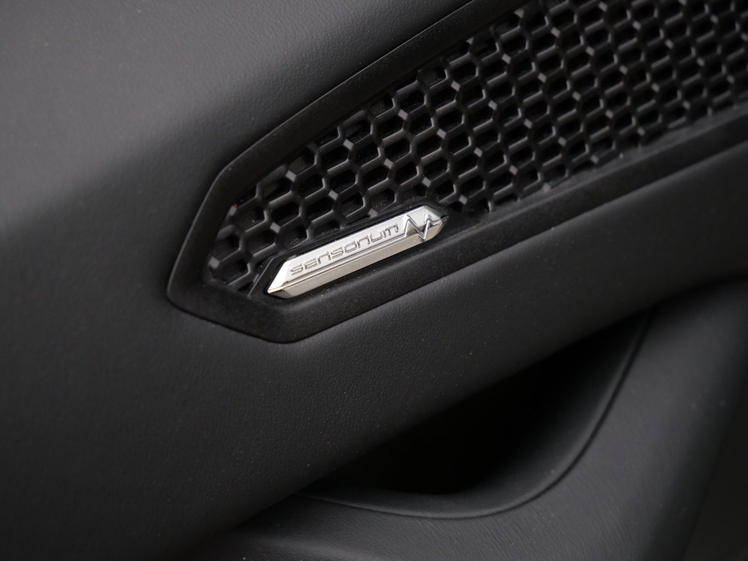 Used 2024 Lamborghini Huracan EVO image 21