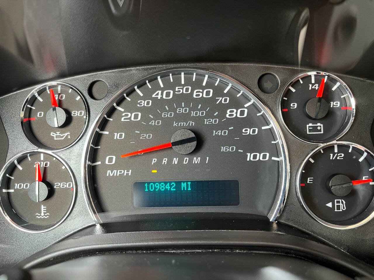 Used 2017 Chevrolet Express 2500 RWD image 11