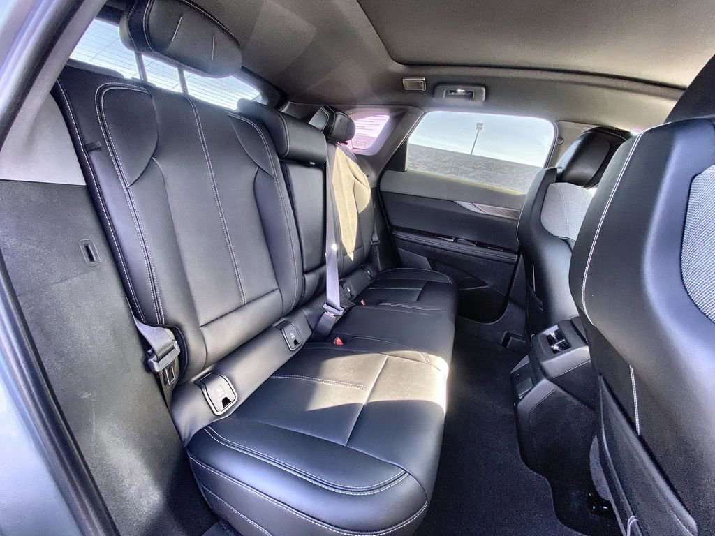 Used 2026 Cadillac Optiq Luxury 1 image 26