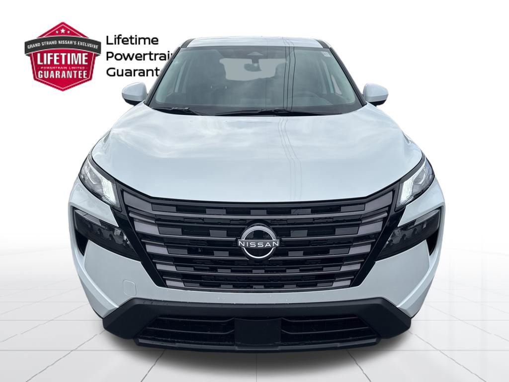 New 2026 Nissan Rogue SV FWD image 2