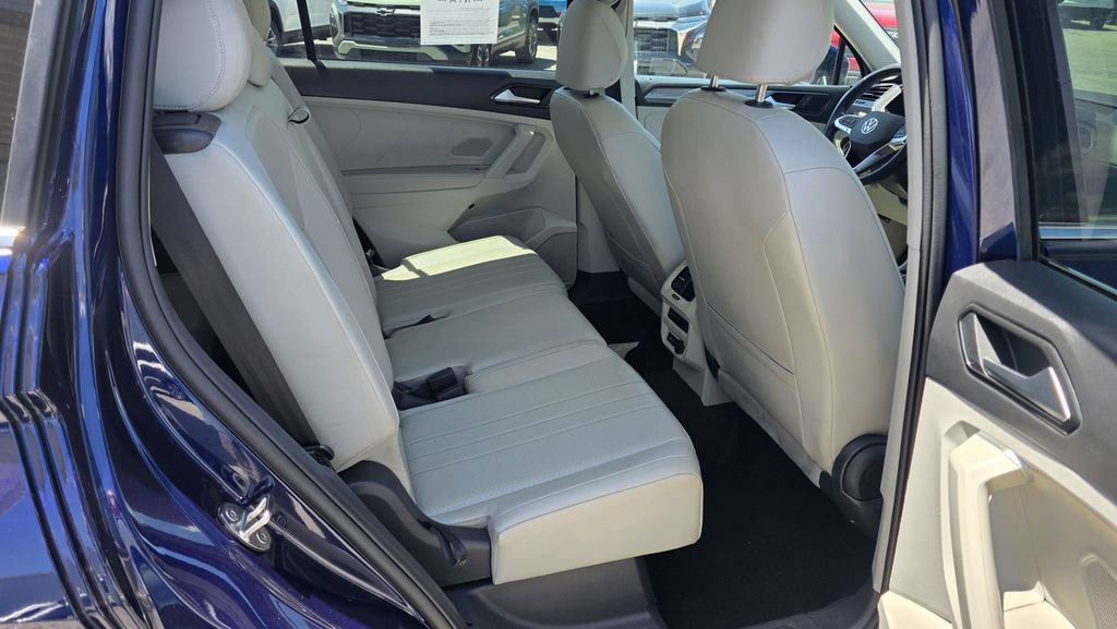 Used 2024 Volkswagen Tiguan SE FWD image 7