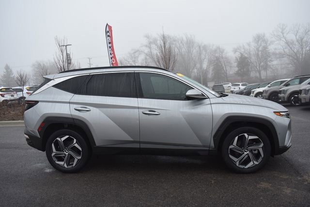 Used 2022 Hyundai Tucson Limited image 2