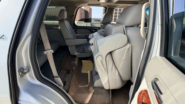 Used 2013 Chevrolet Tahoe LTZ image 23