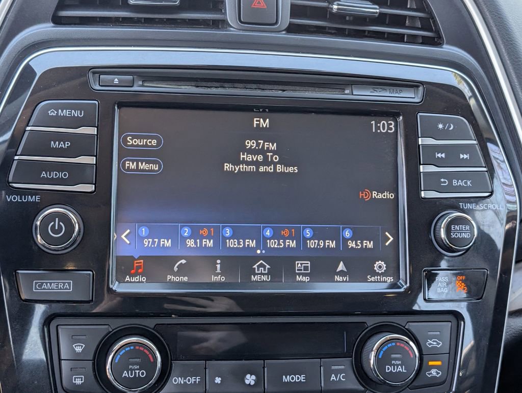 Used 2018 Nissan Maxima Platinum image 15