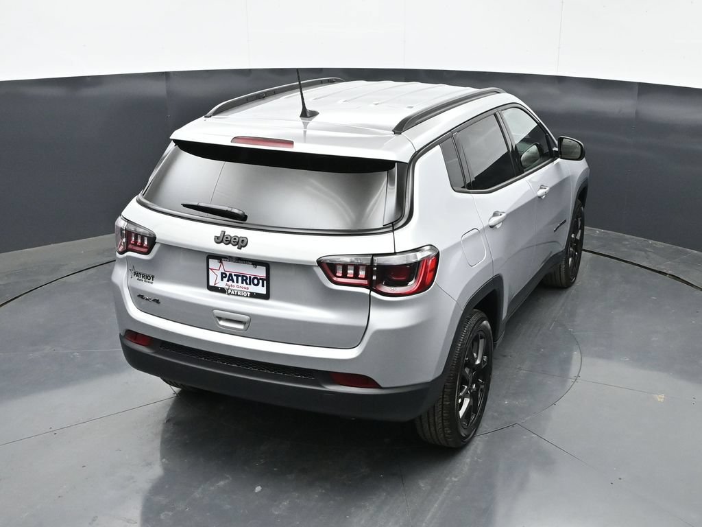 New 2026 Jeep Compass Latitude AWD/4WD image 36