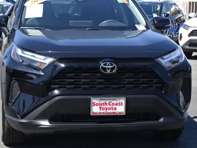 Certified 2025 Toyota RAV4 LE FWD image 4