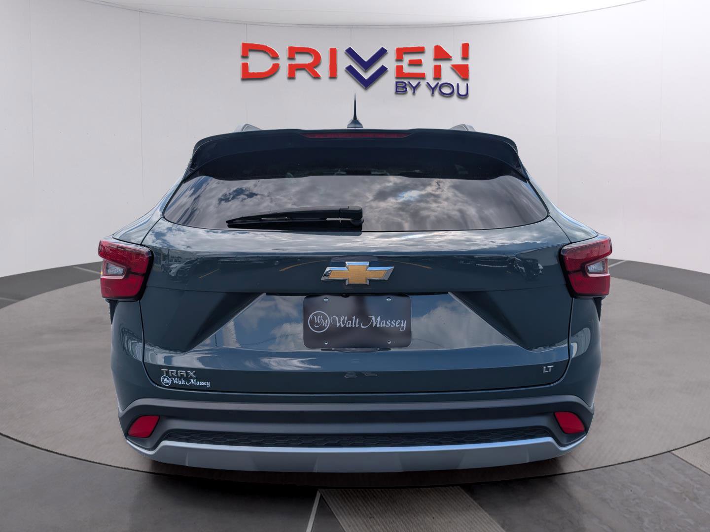 Used 2025 Chevrolet Trax LT image 4