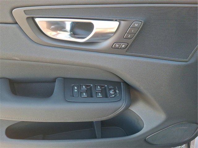 New 2026 Volvo XC60 B5 Plus w/ Protection Package Premier image 7
