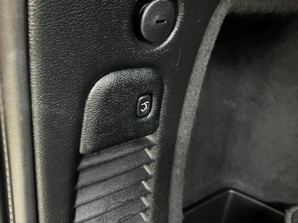 Certified 2023 Dodge Durango GT image 12