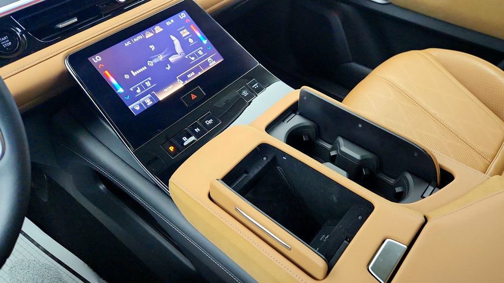 Used 2026 INFINITI QX80 Sensory AWD/4WD image 16