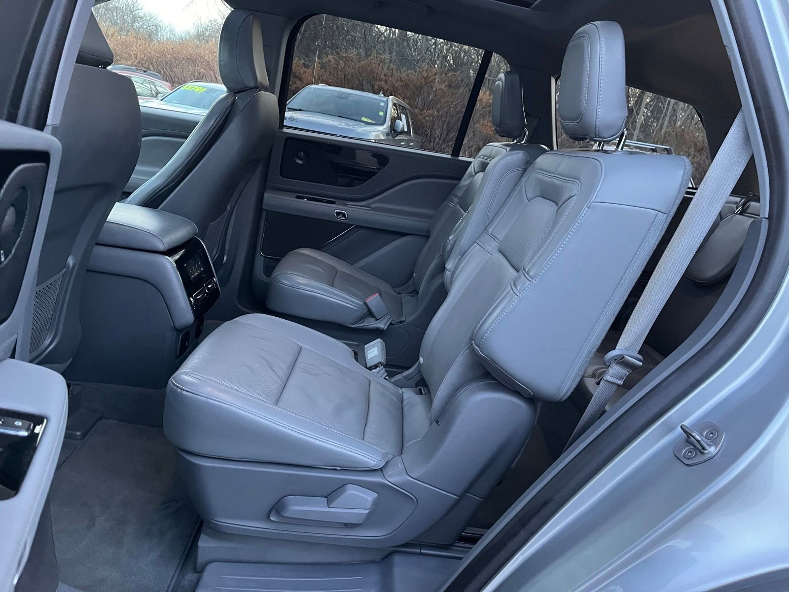 Used 2021 Lincoln Aviator Reserve w/ Equipment Group 201A image 14