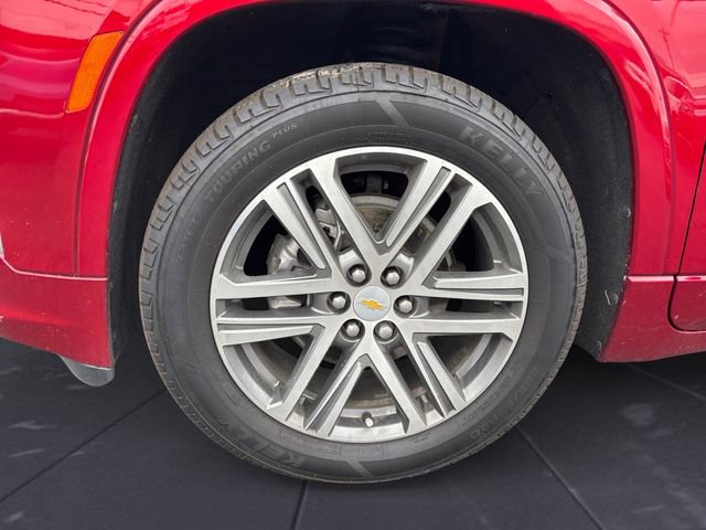 Used 2023 Chevrolet Traverse High Country image 14