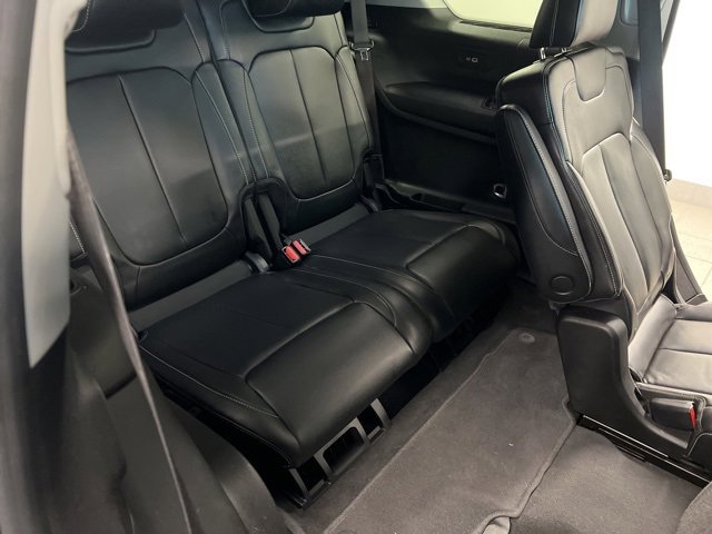 Used 2021 Jeep Grand Cherokee L Limited image 24
