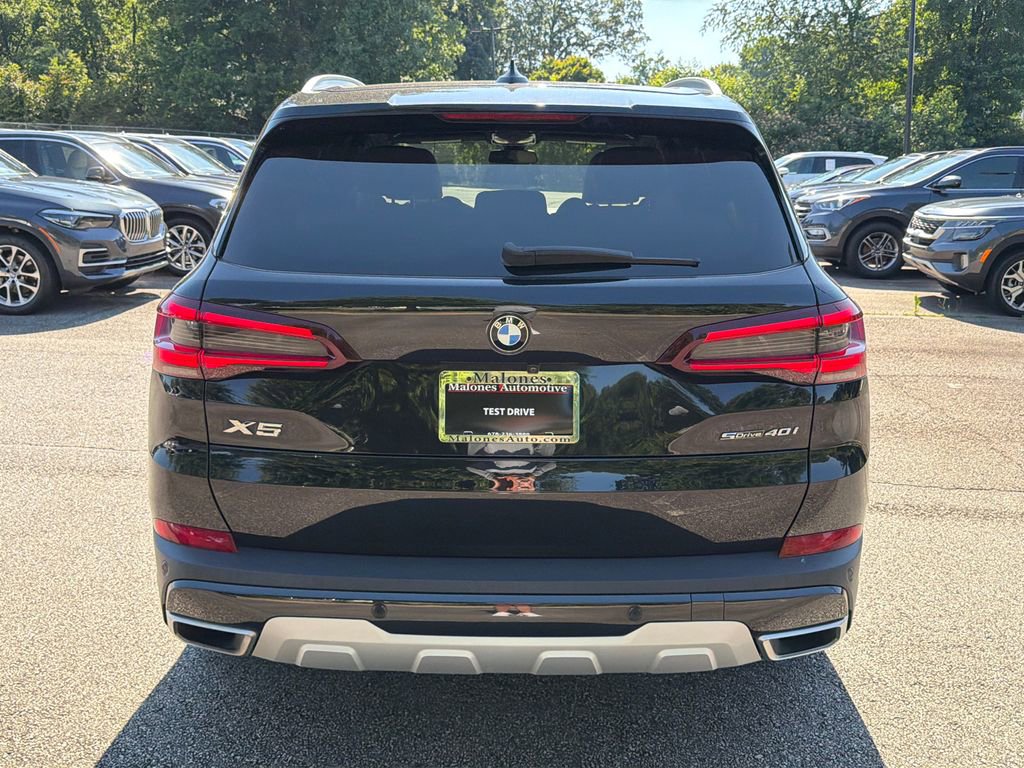 Used 2022 BMW X5 sDrive40i w/ Premium Package RWD image 6