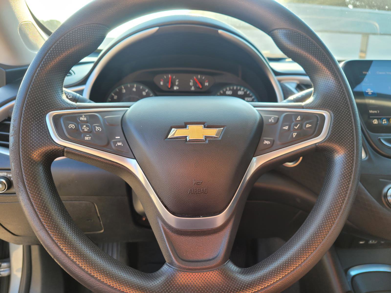 Used 2023 Chevrolet Malibu LT FWD image 25