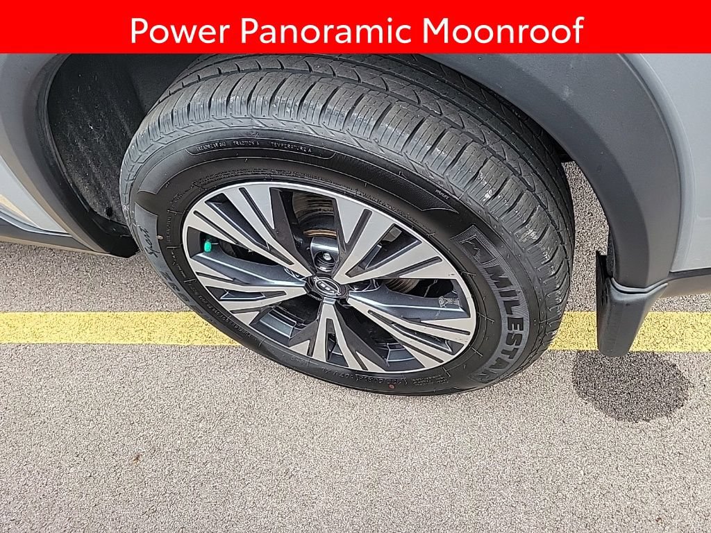 Used 2022 Nissan Rogue SV w/ SV Premium Package AWD/4WD image 5