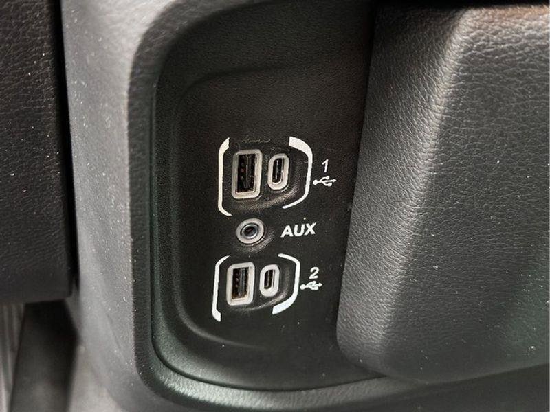 Used 2021 RAM 1500 Big Horn image 26