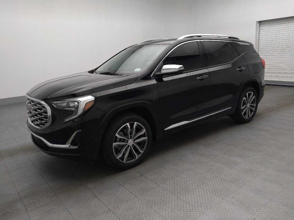 Used 2019 GMC Terrain Denali w/ Driver Alert Package II image 2