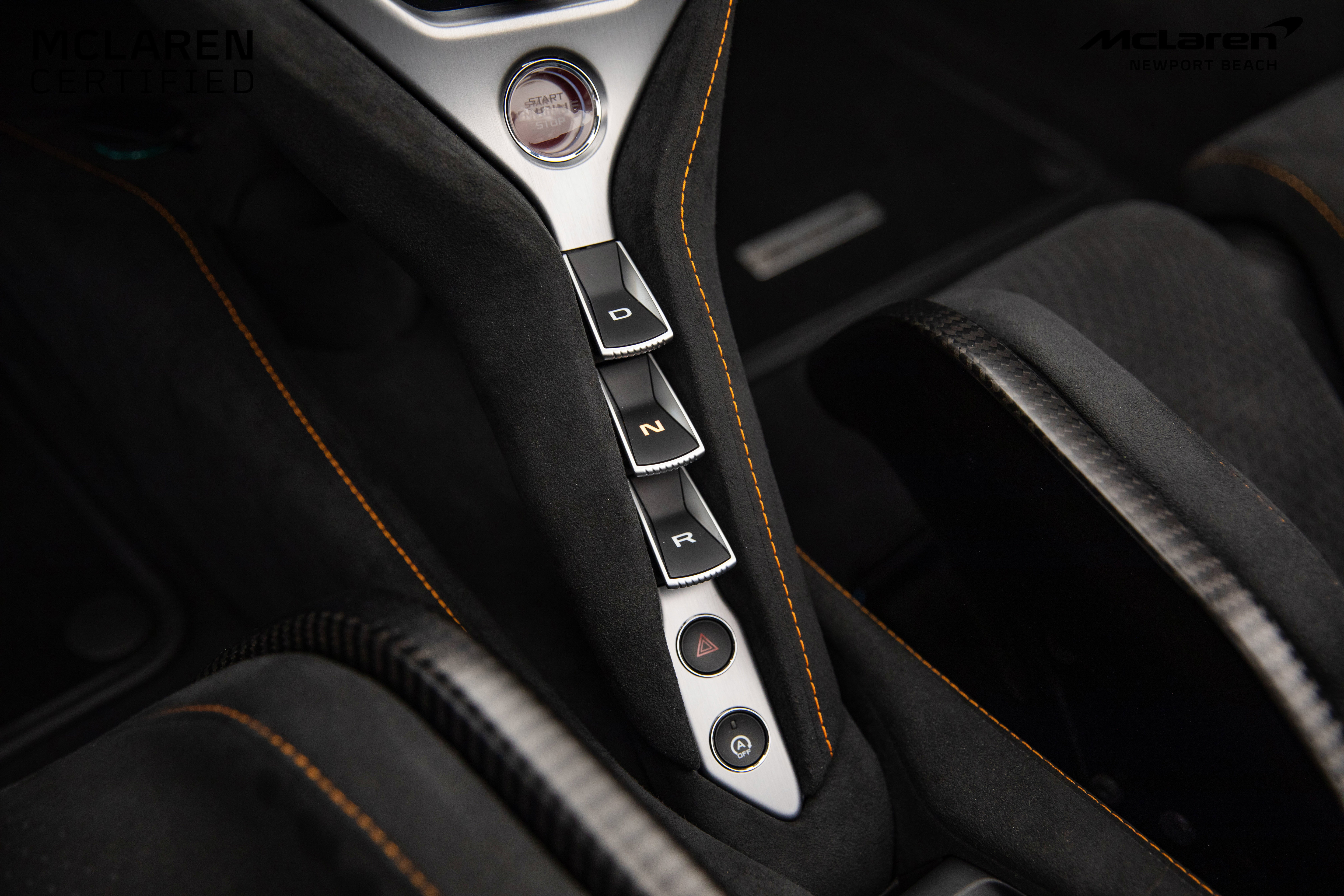 Used 2024 McLaren 750S Spider image 33