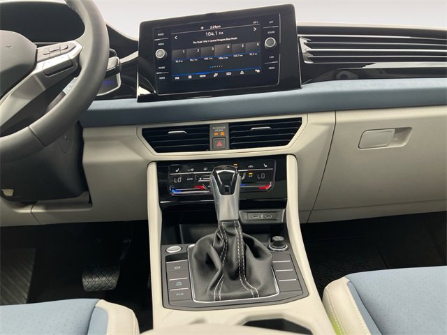 New 2025 Volkswagen Jetta SE image 11