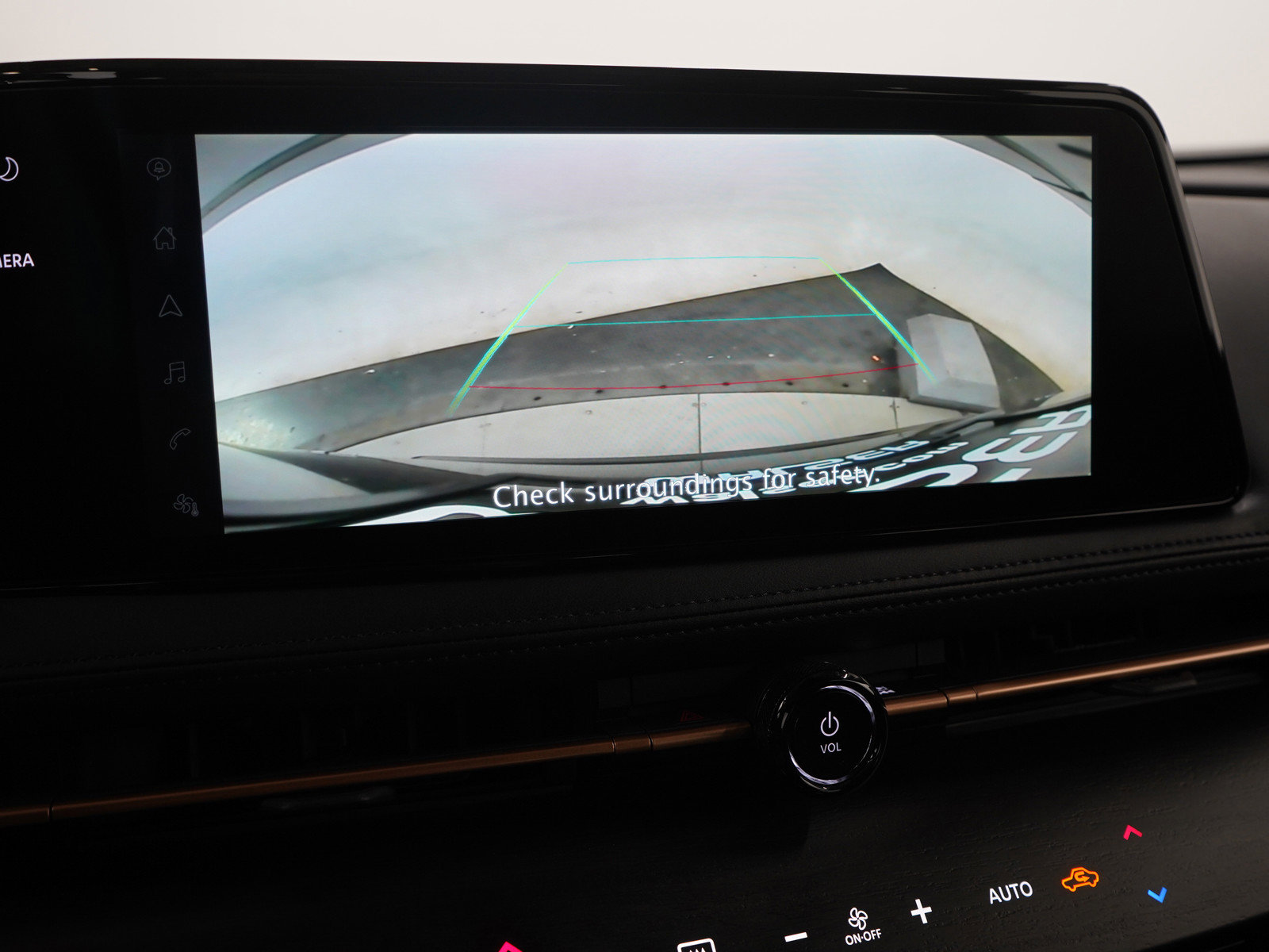Used 2023 Nissan Ariya FWD image 27