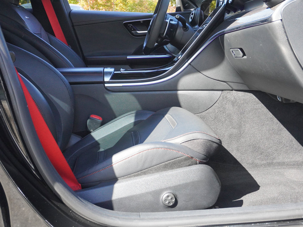 Used 2023 Mercedes-Benz C 43 AMG 4MATIC Sedan w/ Pinnacle Trim Package image 27