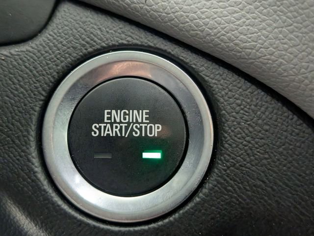 Used 2018 Chevrolet Equinox LT image 24