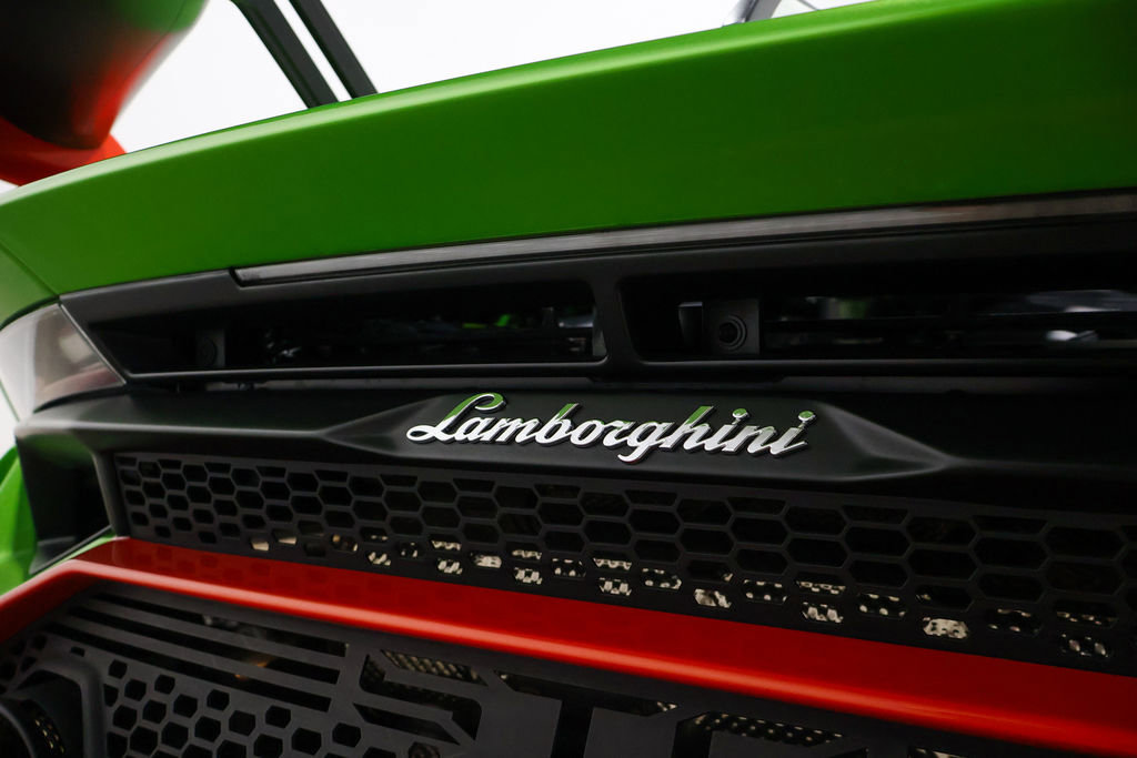 Used 2022 Lamborghini Huracan STO image 64