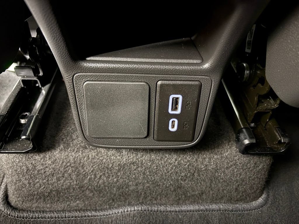 Certified 2024 Buick Encore GX Preferred w/ Comfort Package FWD image 36