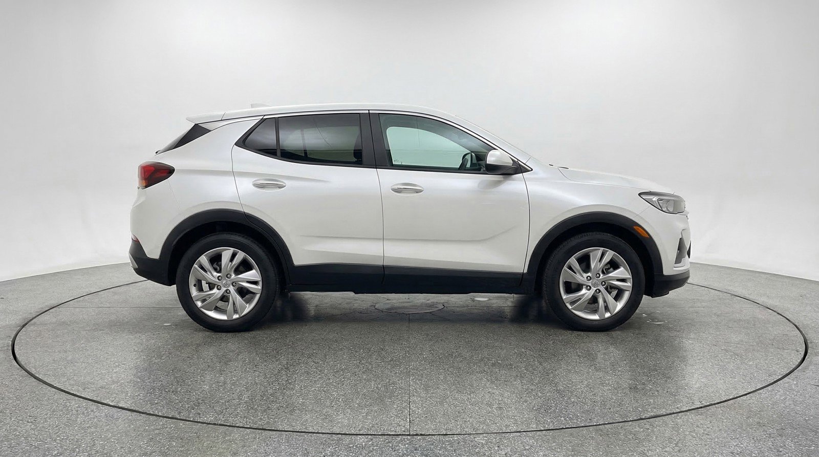Used 2025 Buick Encore GX Preferred AWD/4WD image 11