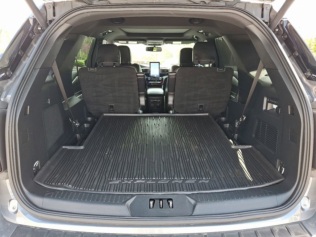 Used 2023 Ford Explorer ST w/ Equipment Group 401A AWD/4WD image 30