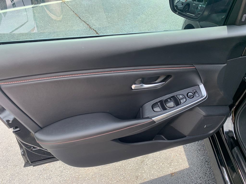 Used 2024 Nissan Sentra SR w/ SR Premium Package FWD image 19