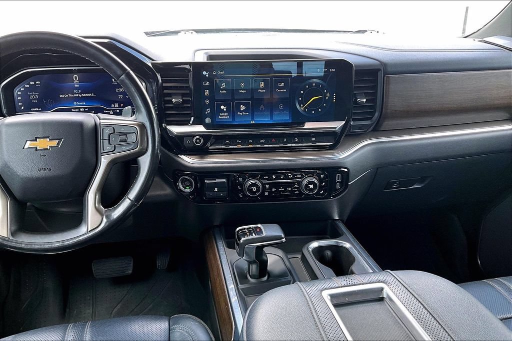 Used 2022 Chevrolet Silverado 1500 High Country w/ Z71 Off-Road Package AWD/4WD image 7
