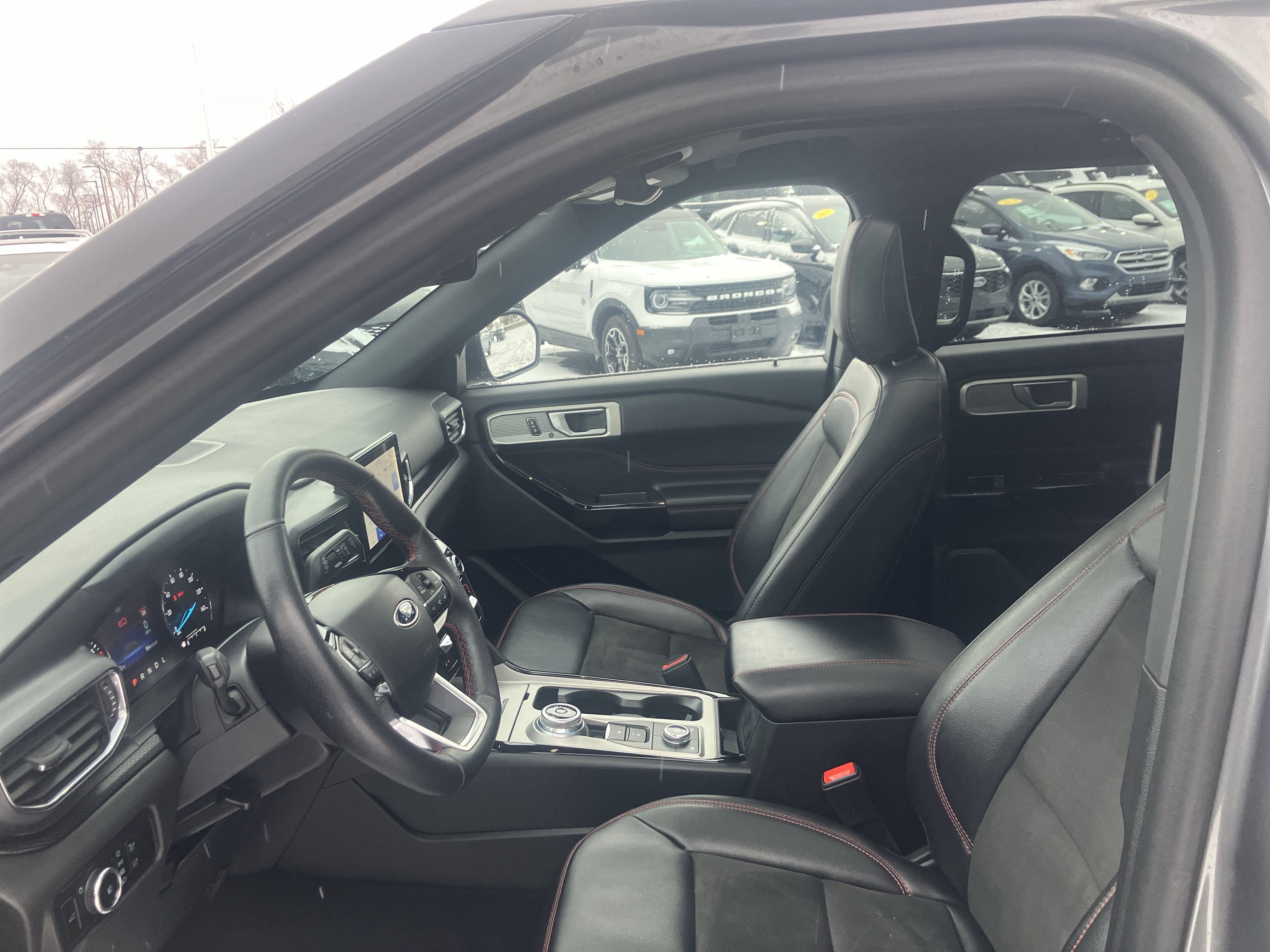 Used 2023 Ford Explorer ST-Line w/ Class IV Trailer Tow Package image 22