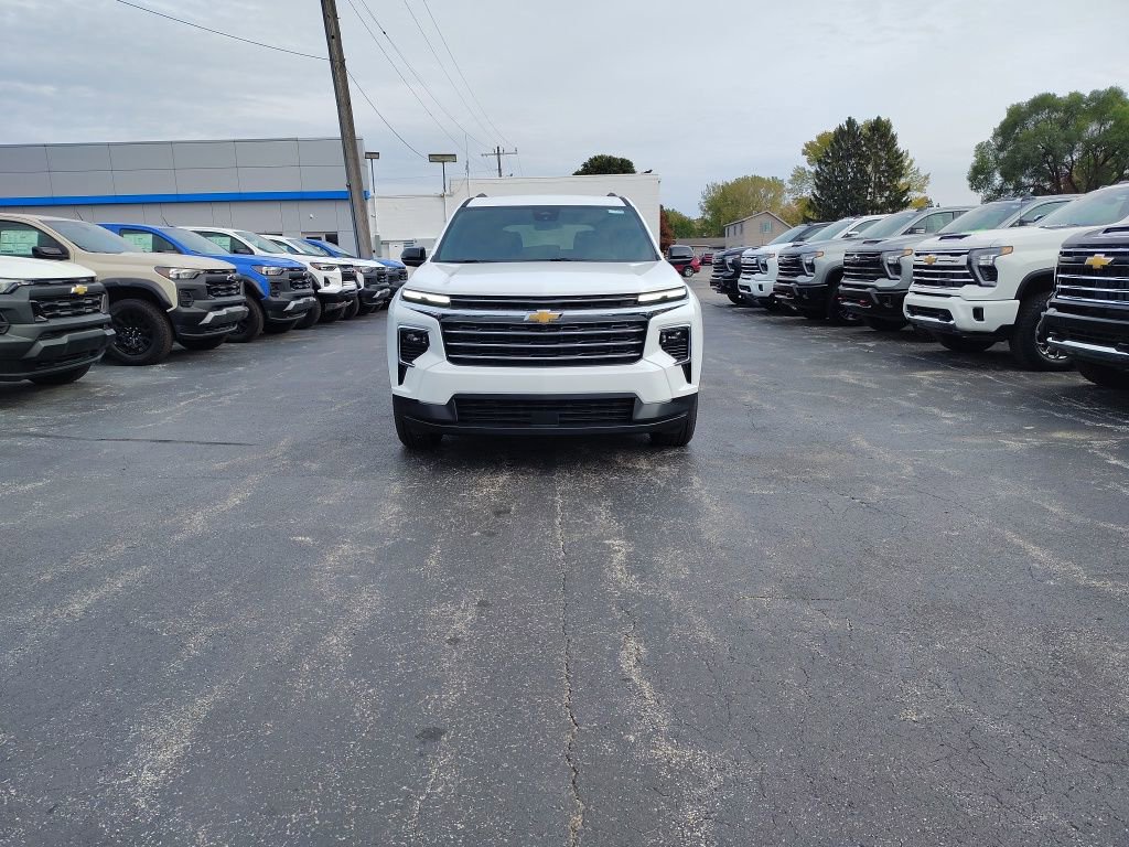 New 2026 Chevrolet Traverse LT w/ LPO, Floor Liner Package image 9