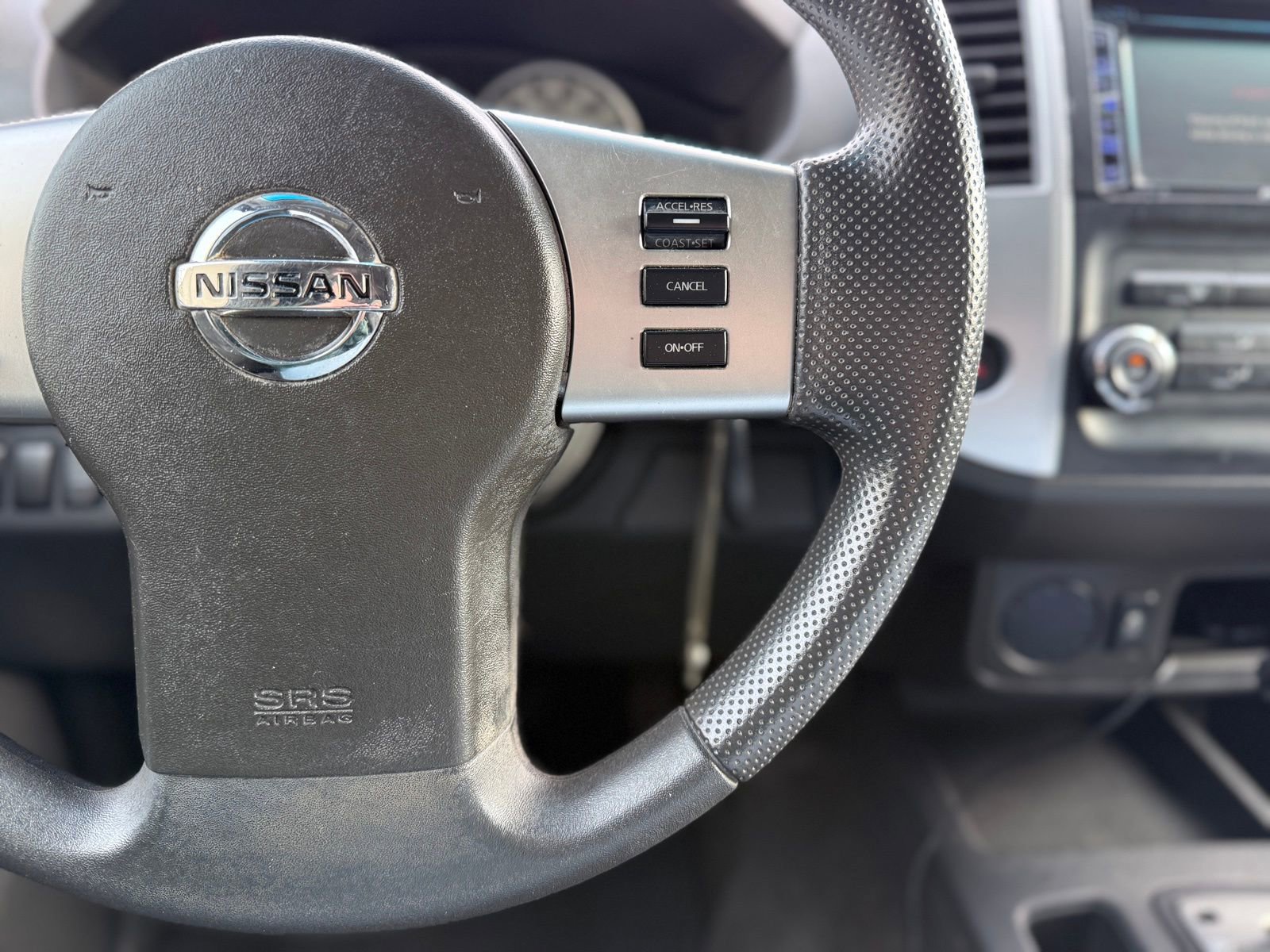 Used 2013 Nissan Frontier Desert Runner image 27