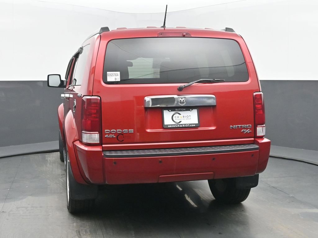 Used 2009 Dodge Nitro R/T image 5