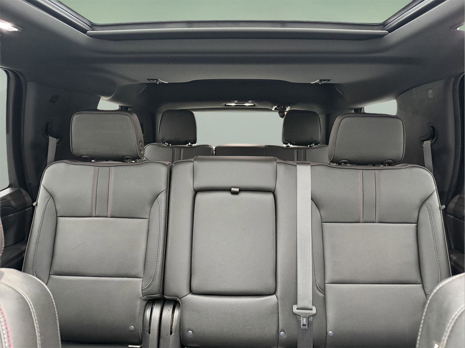 Used 2022 Chevrolet Tahoe RST w/ Sport Performance Package image 38