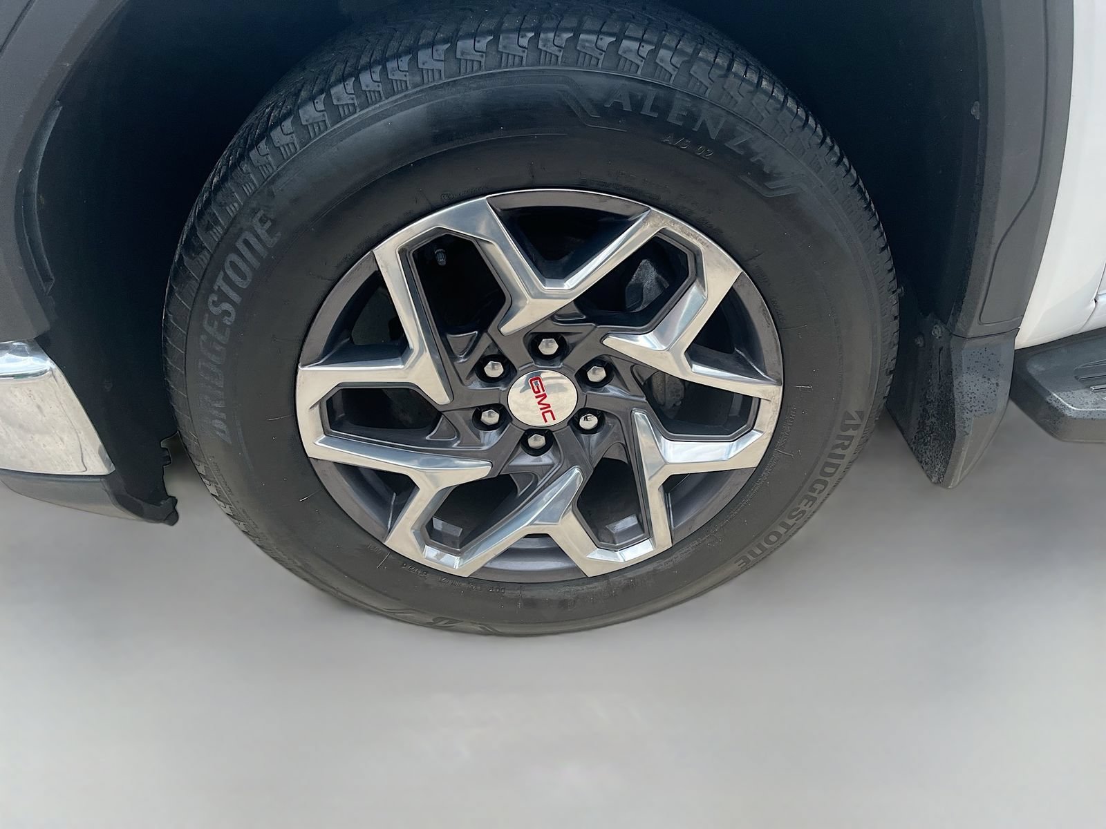 Used 2023 GMC Sierra 1500 SLT w/ SLT Premium Plus Package AWD/4WD image 31