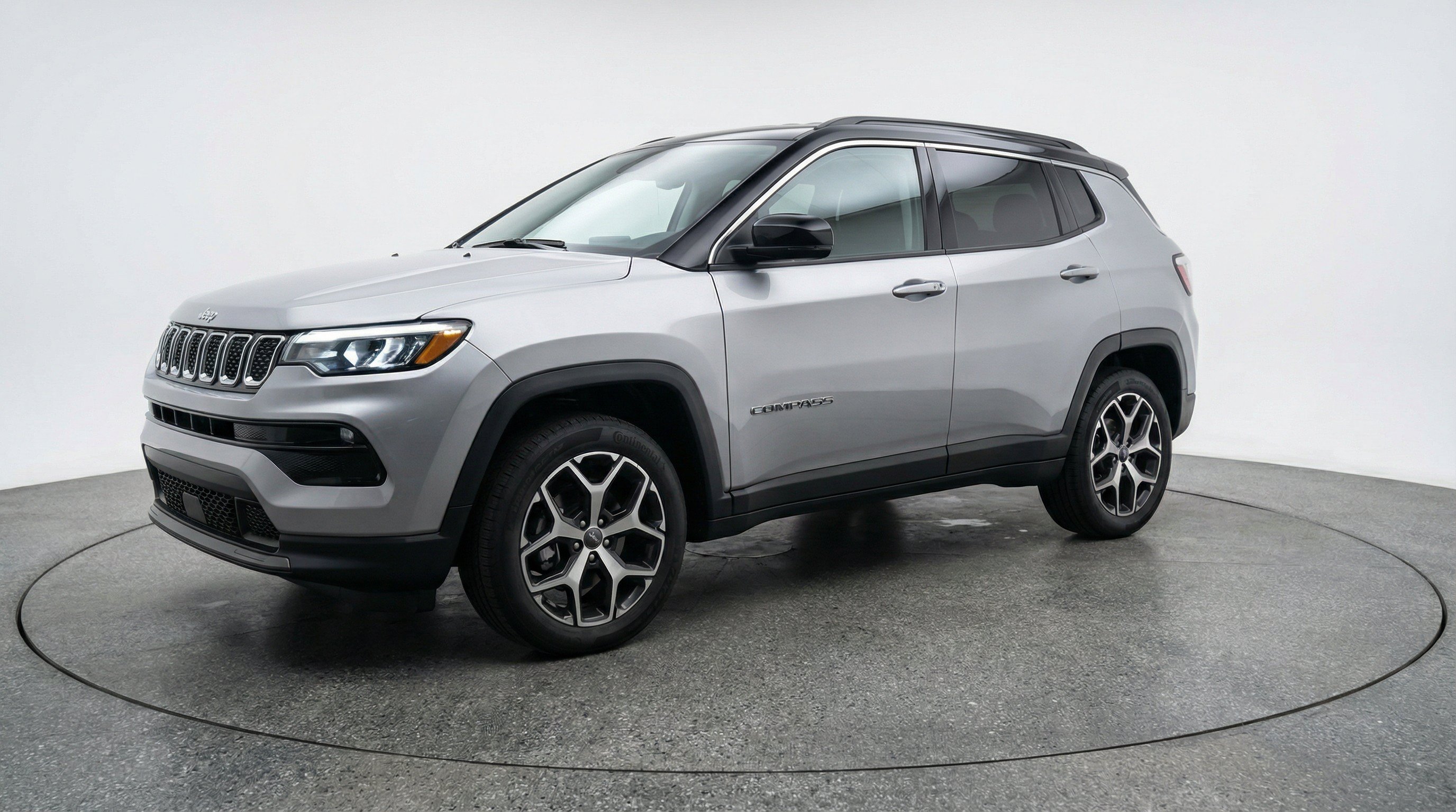 Used 2025 Jeep Compass Limited AWD/4WD image 3