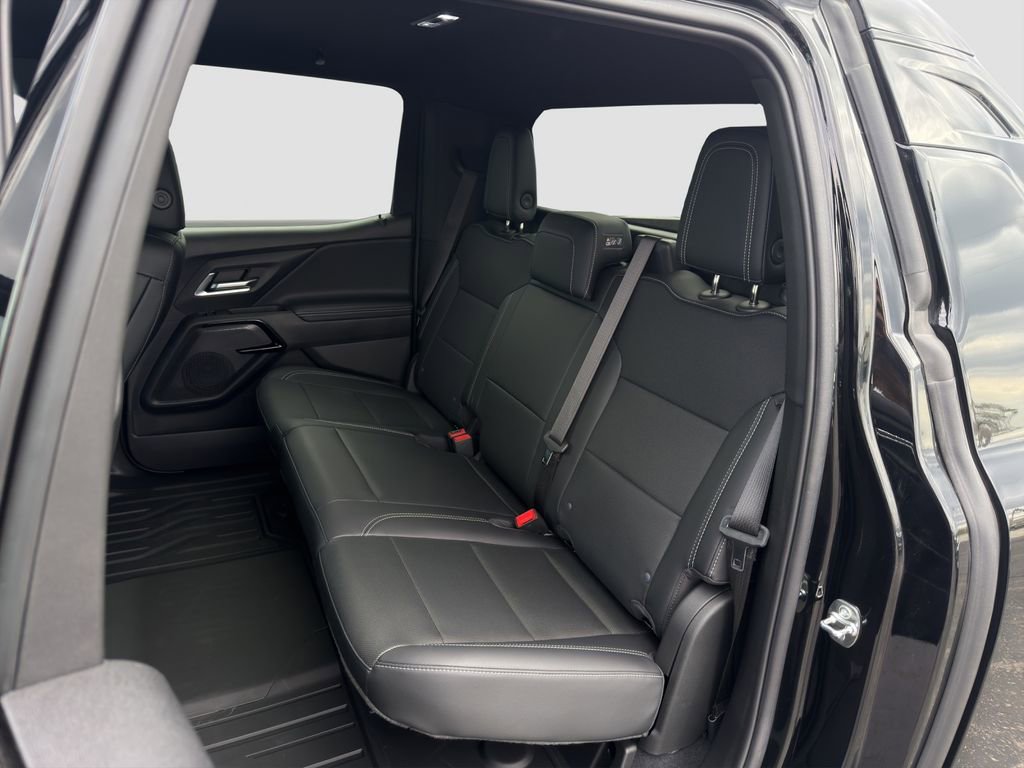 Used 2025 Chevrolet Silverado EV LT image 13