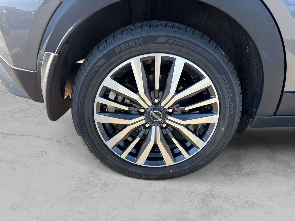 Certified 2023 Nissan Kicks SV image 29