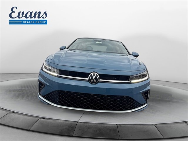 Used 2025 Volkswagen Jetta SE w/ Sunroof Package image 8