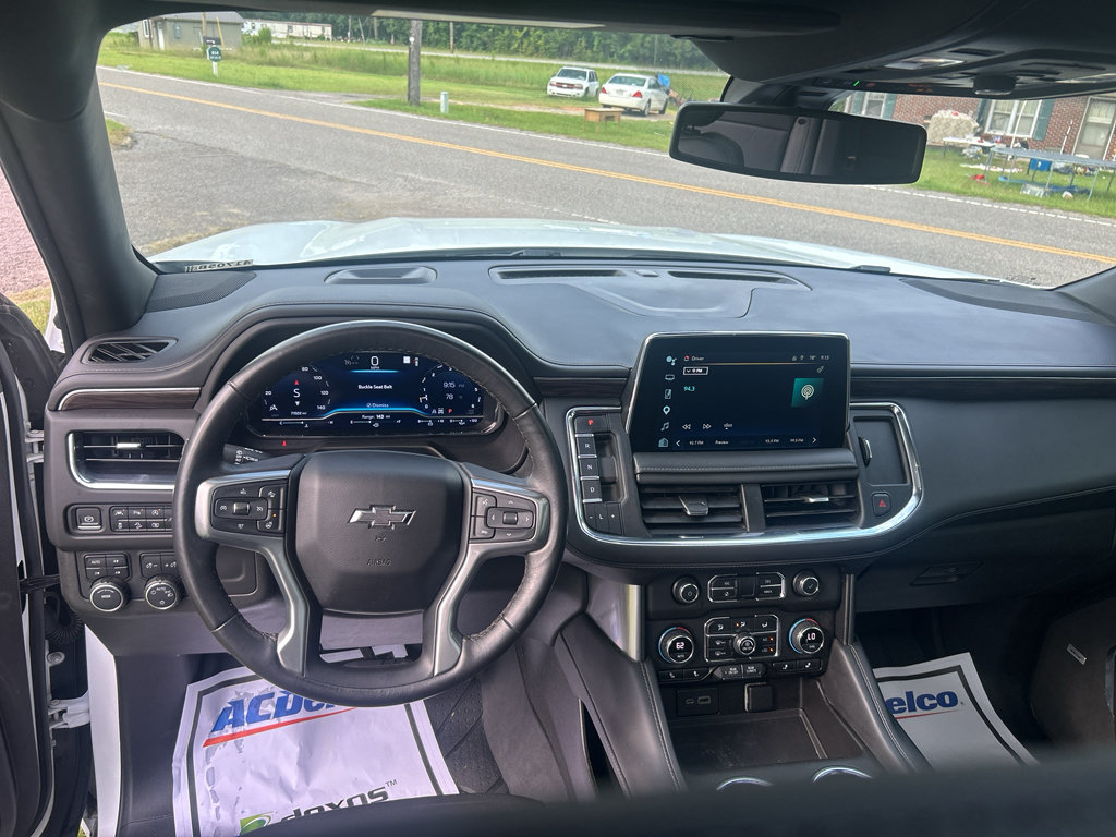 Used 2022 Chevrolet Tahoe Z71 w/ Luxury Package AWD/4WD image 12