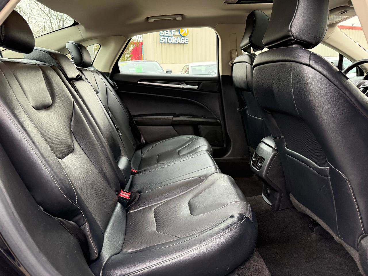 Used 2020 Ford Fusion Titanium image 13